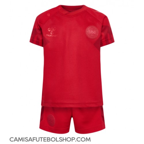 Camisa de time de futebol Dinamarca Replicas 1º Equipamento Infantil Mundo 2022 Manga Curta (+ Calças curtas)
